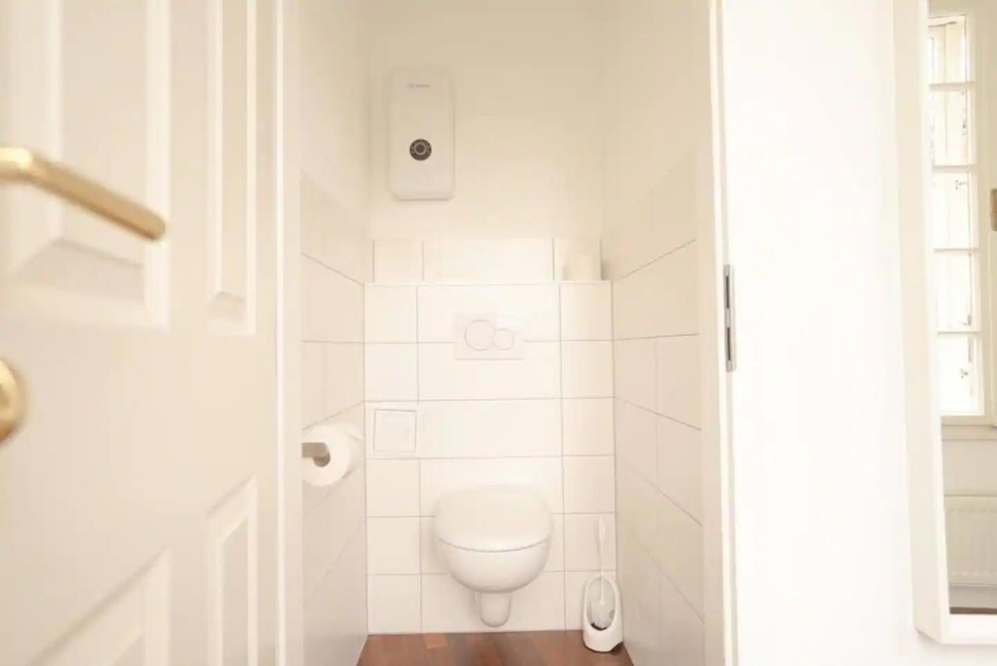 默德林Authentic Austrian Flat In The South Of Vienna公寓 外观 照片