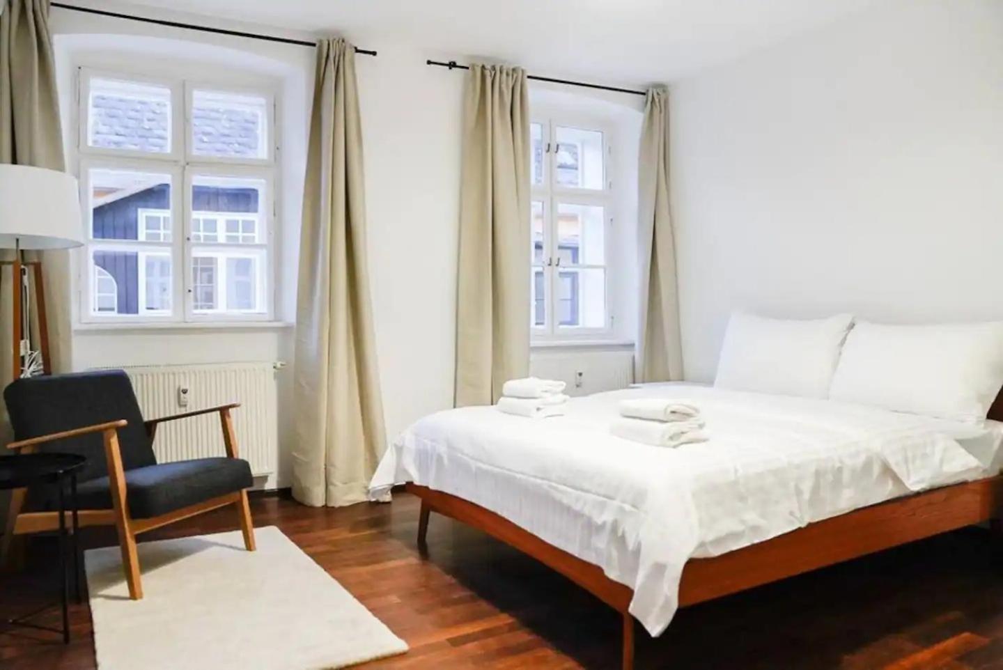 默德林Authentic Austrian Flat In The South Of Vienna公寓 外观 照片