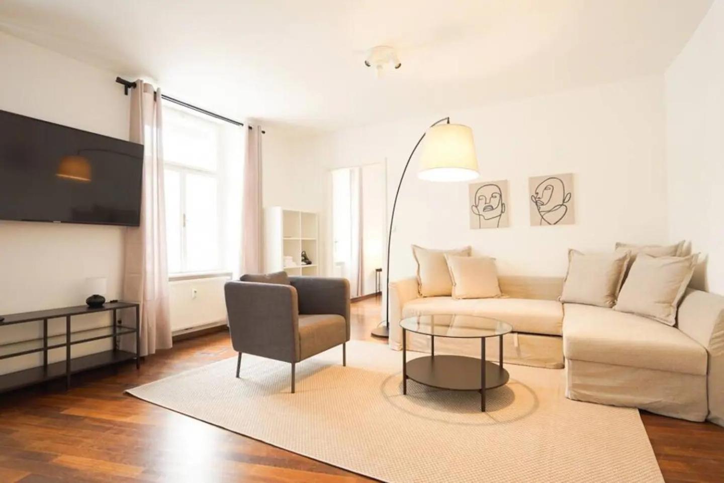默德林Authentic Austrian Flat In The South Of Vienna公寓 外观 照片