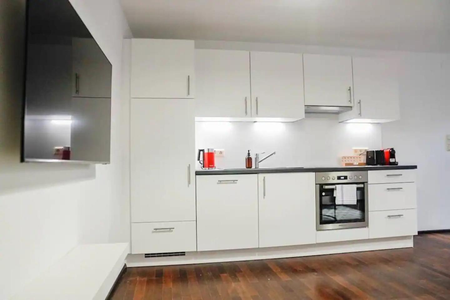 默德林Authentic Austrian Flat In The South Of Vienna公寓 外观 照片