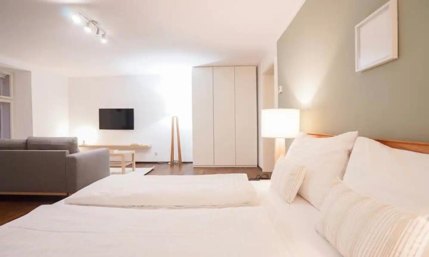默德林Authentic Austrian Flat In The South Of Vienna公寓 外观 照片