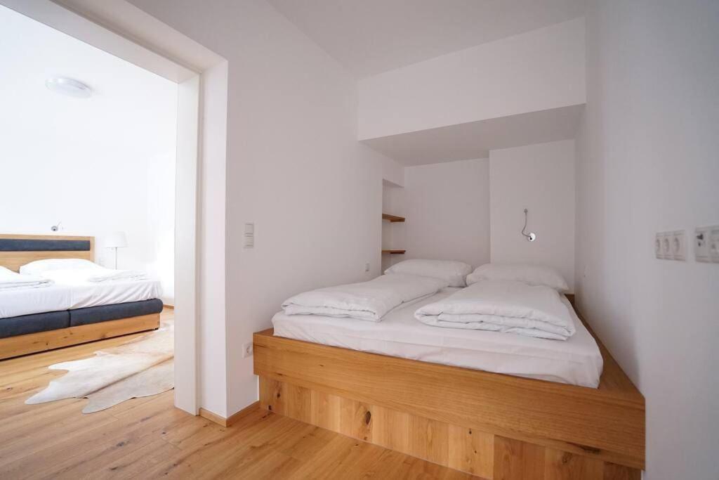 默德林Authentic Austrian Flat In The South Of Vienna公寓 外观 照片