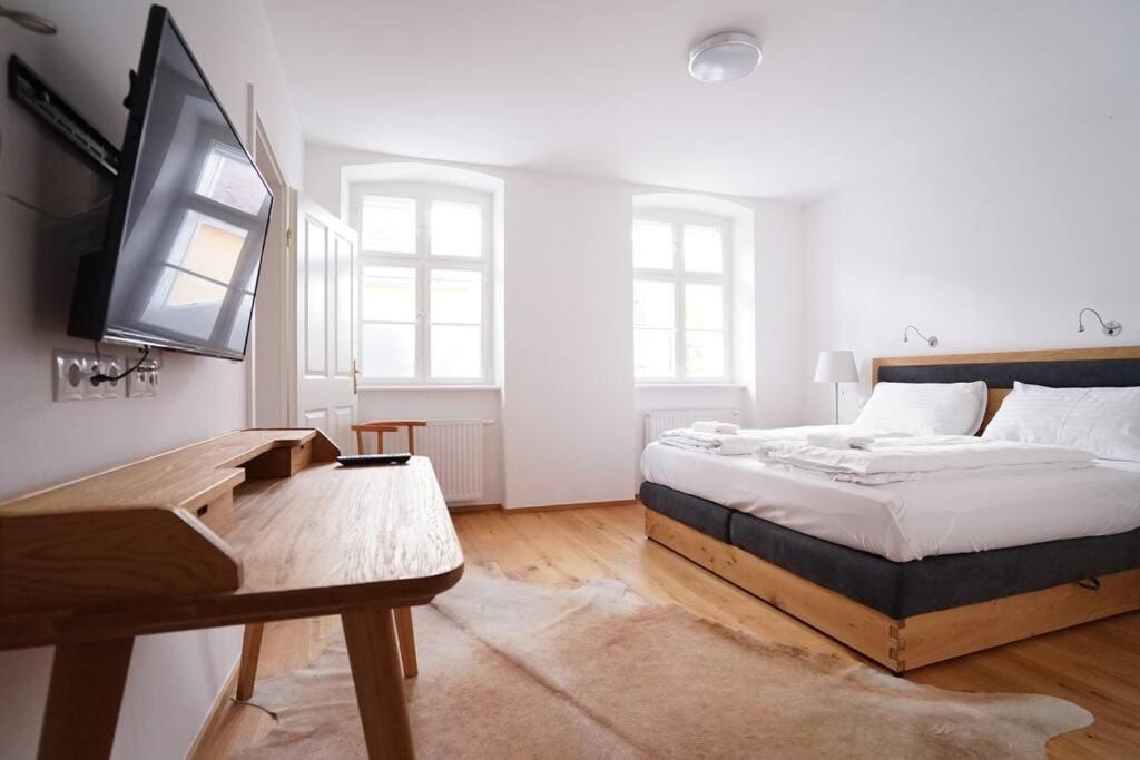 默德林Authentic Austrian Flat In The South Of Vienna公寓 外观 照片